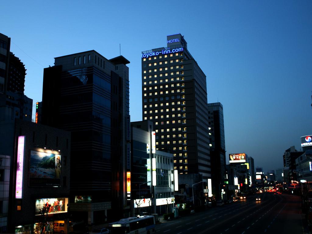 Toyoko-Inn Busan Jungang Station Экстерьер фото